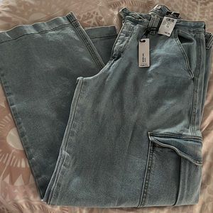 Super High-Rise Wide Leg Jean